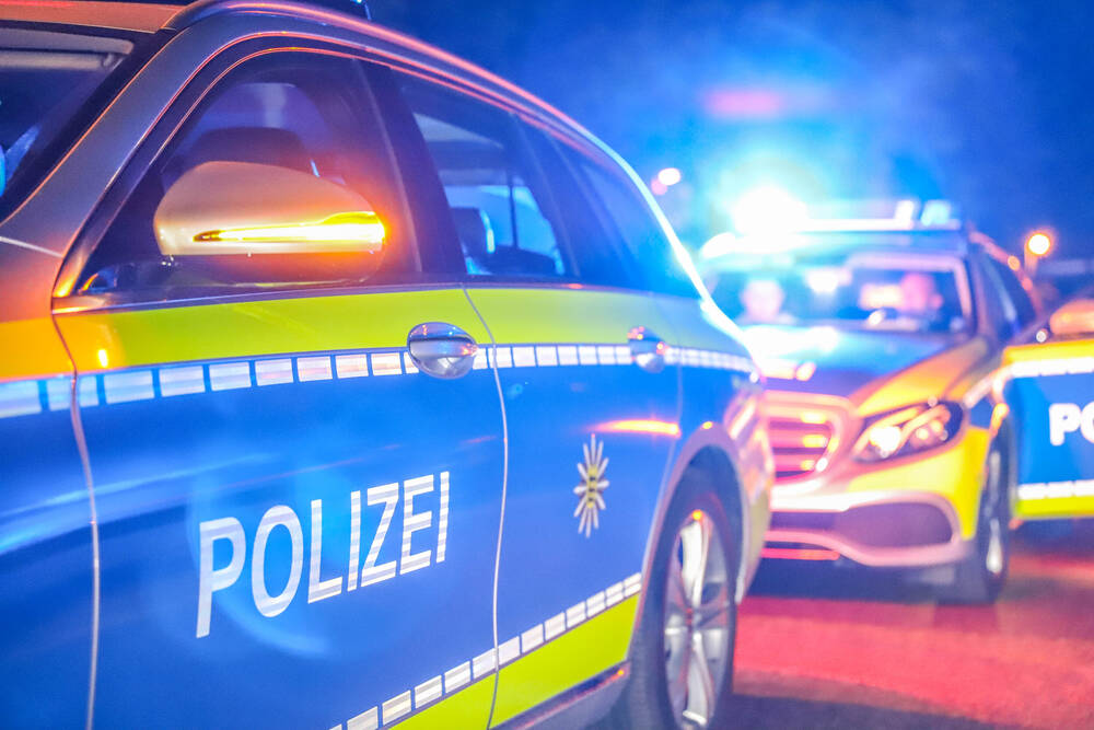 Oma (72) und Enkel (5 Monate) bei -10 Grad vermisst! Großeinsatz der Polizei führt zu dramatischer Rettung!