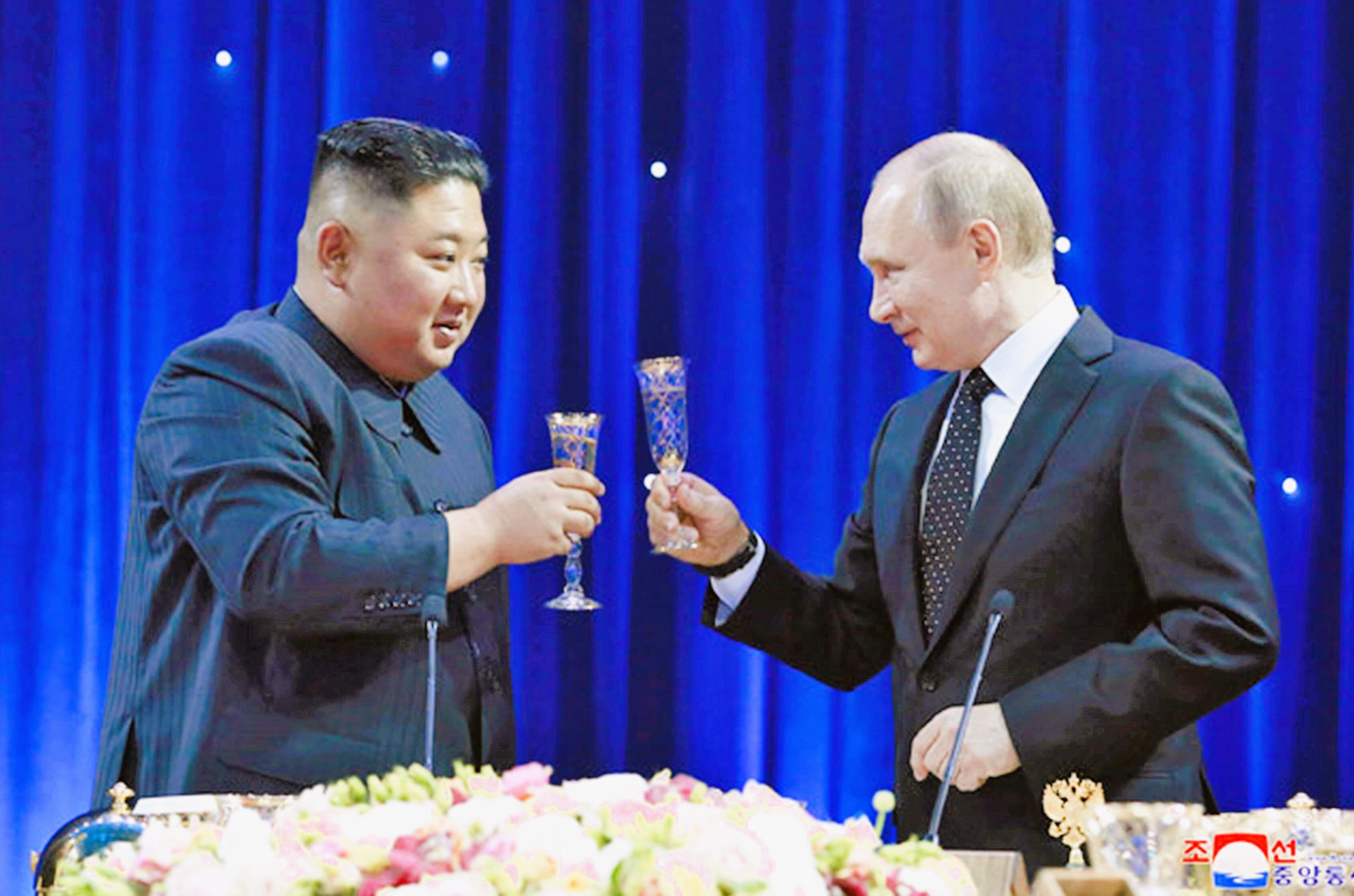 Millionen Granaten für Putin! Nordkorea sendet Putin neue Munition für seinen Krieg!