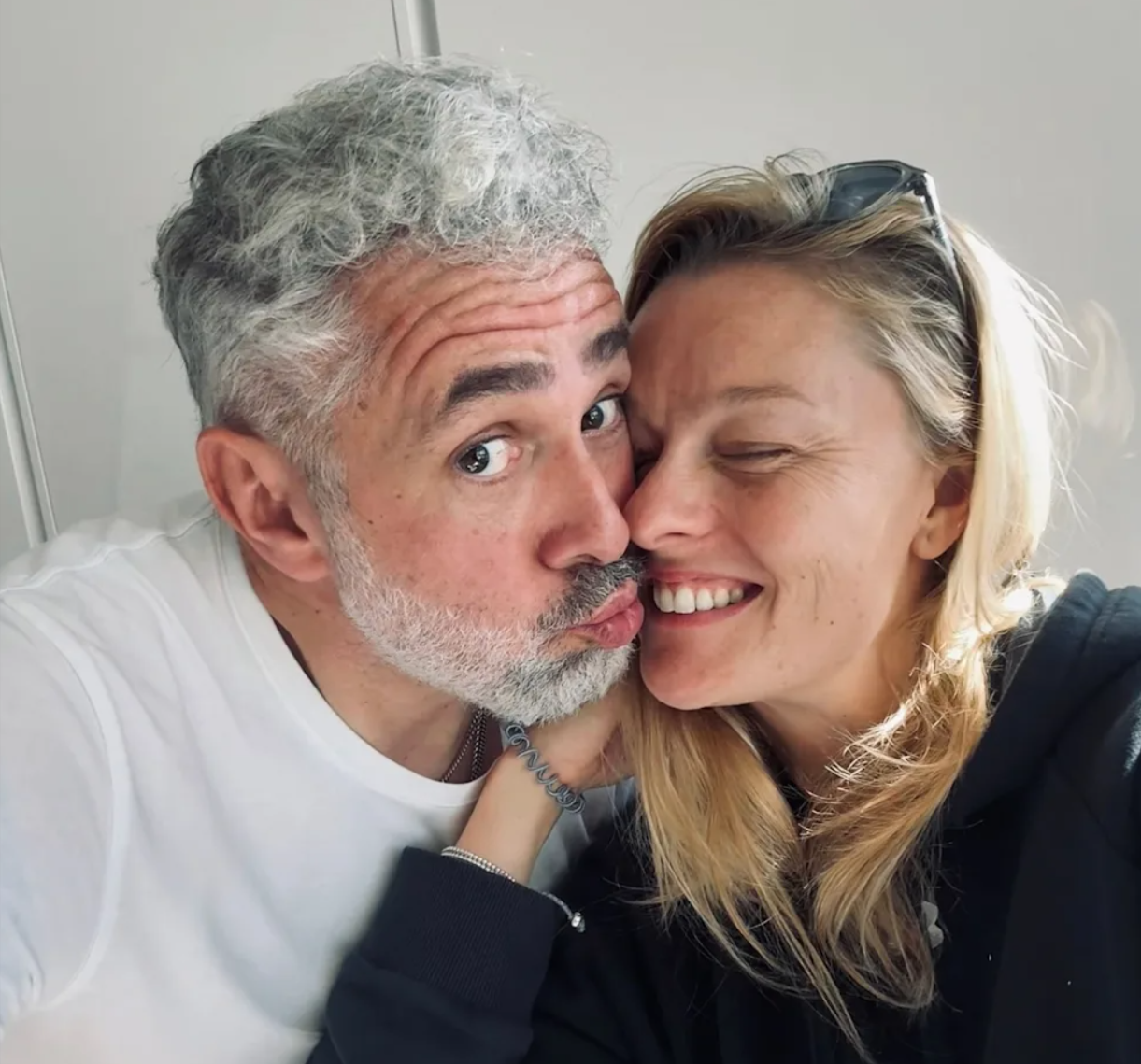 Küsse auf dem Roten Teppich! Roland Trettl und Miriam Höller: Jetzt machen sie ihre Liebe öffentlich