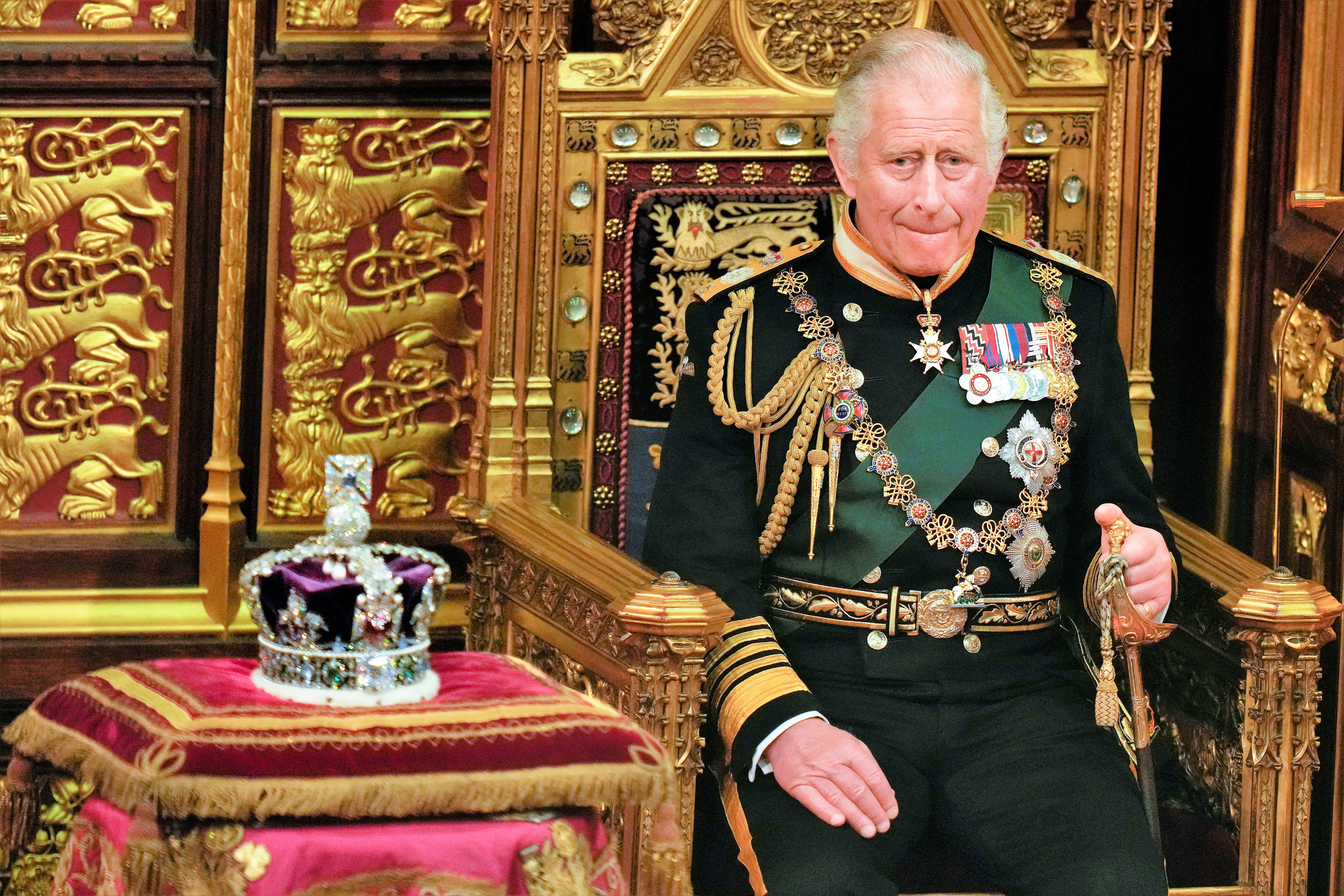 Prinz Charles - Todesschock vor der Krönung! Trauer bei den Royals! 