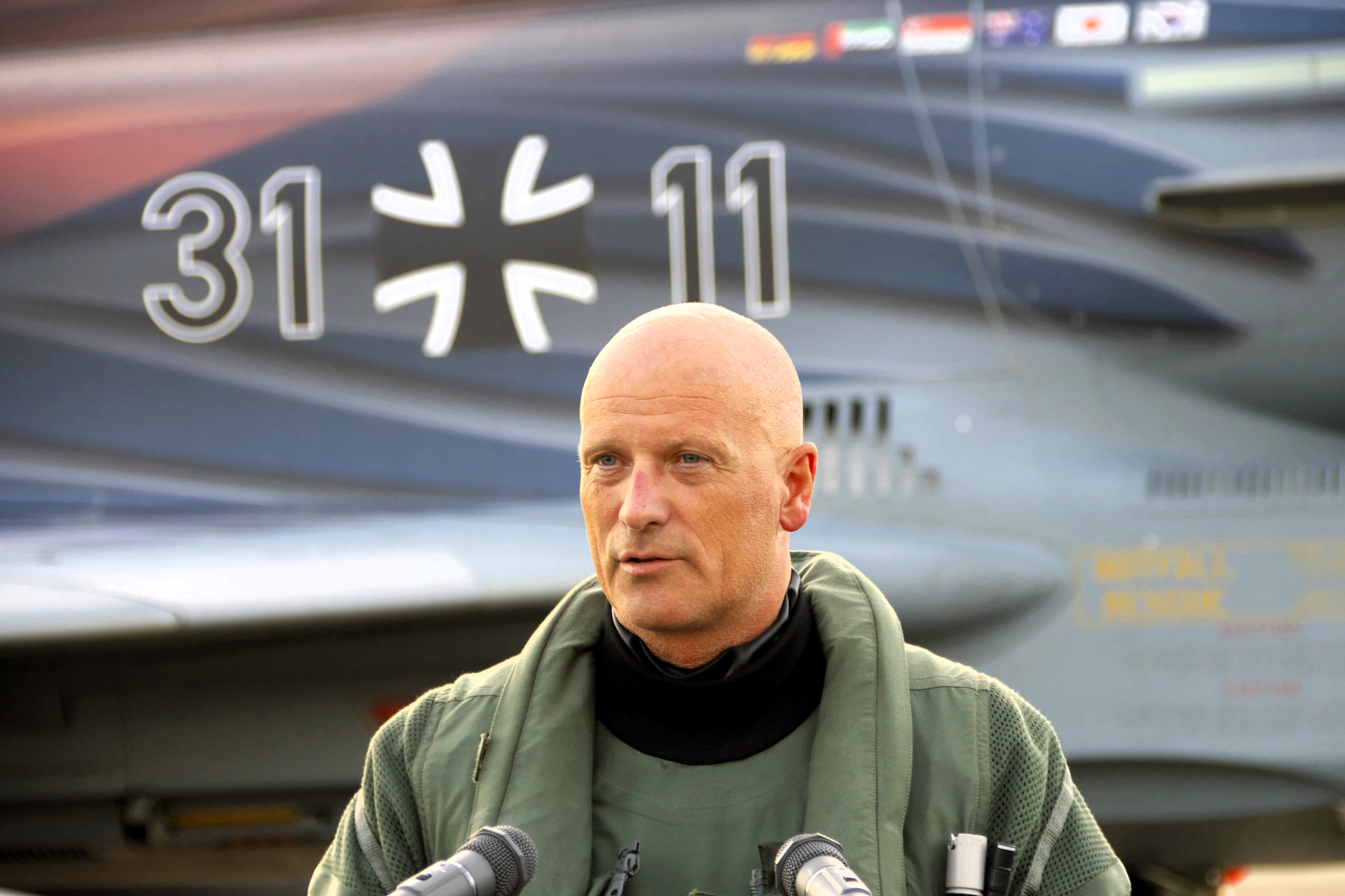 Eilmeldung - Kampfjets landen in Hannover! Bürger besorgt - was ist der Grund?