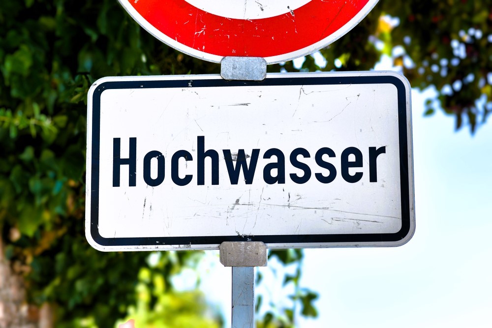 Neue Unwetterwarnung! Tief "Helga" bringt neuen Sturm und noch mehr Regen!