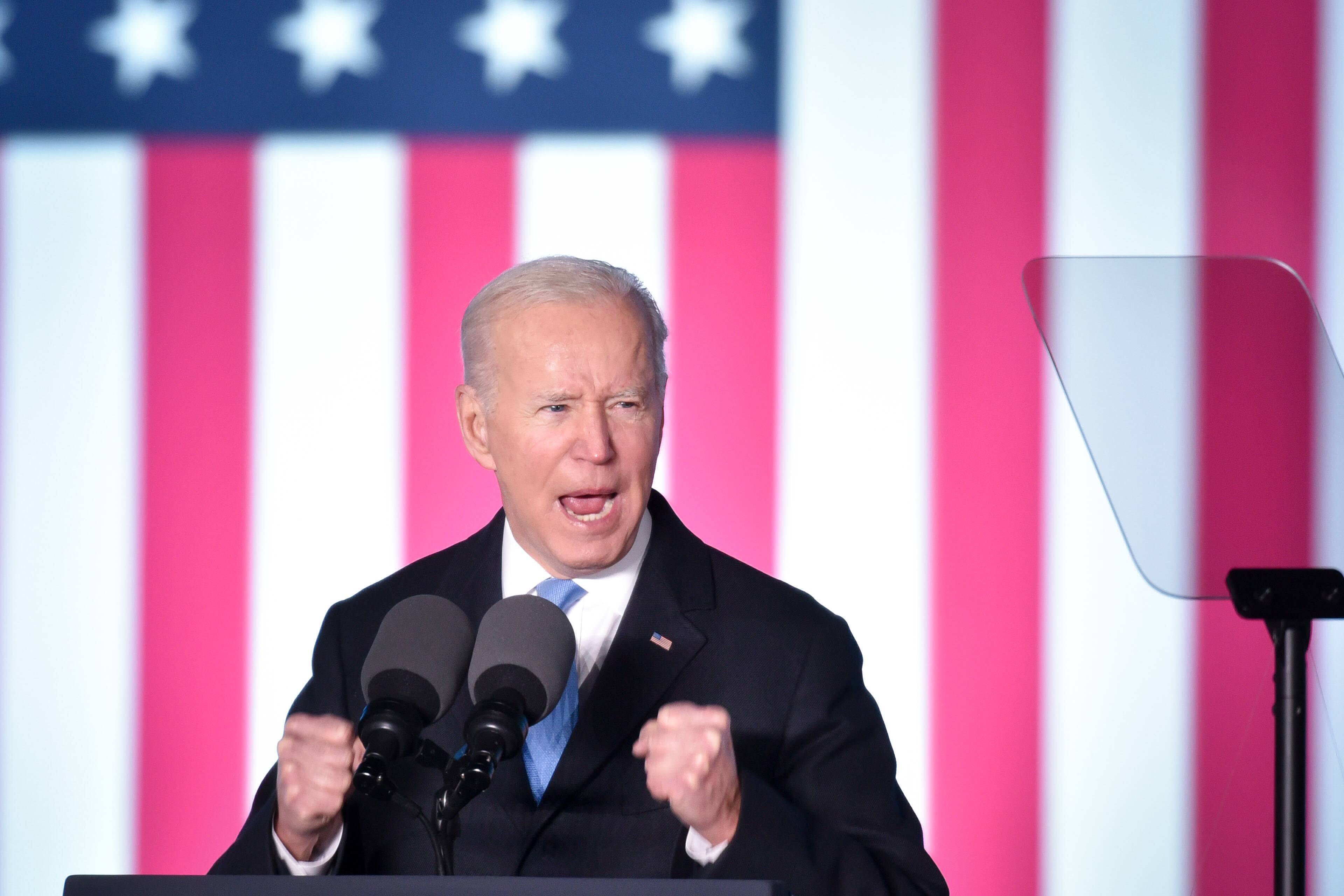 Stürzt Joe Biden? Erschreckende Nostradamus Prohphezeiung soll Bidens Ende vorraussagen!